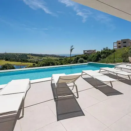 Modern With Private Pool Close To Villa Estepona