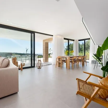 Modern With Private Pool Close To *