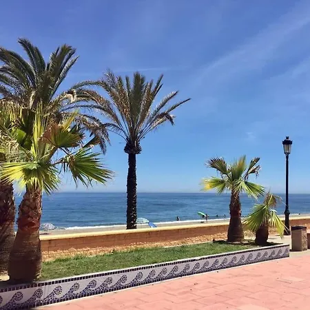 Modern With Private Pool Close To Villa *